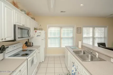 140 Avian Drive Sunset Beach NC 28468