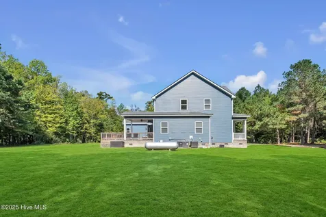 166 Skippers Court Hertford NC 27944