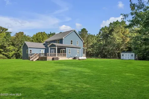 166 Skippers Court Hertford NC 27944