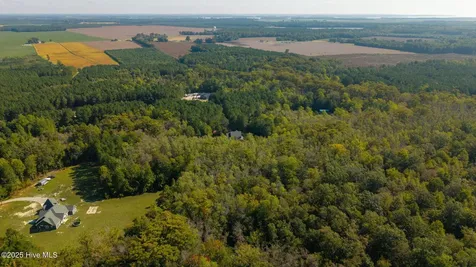 166 Skippers Court Hertford NC 27944