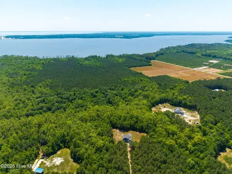 166 Skippers Court Hertford NC 27944
