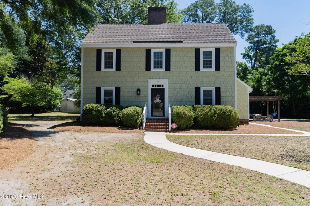 311 Doll Street Elizabethtown NC 28337