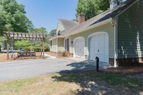 311 Doll Street Elizabethtown NC 28337