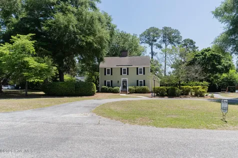 311 Doll Street Elizabethtown NC 28337