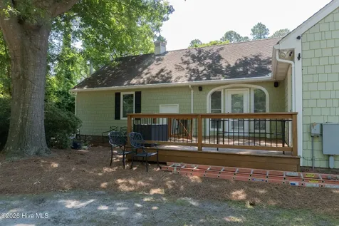 311 Doll Street Elizabethtown NC 28337