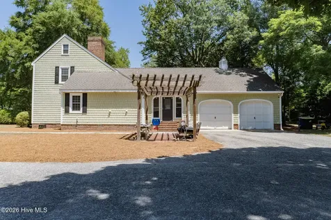 311 Doll Street Elizabethtown NC 28337