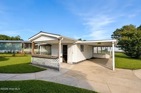 324 Cypress Avenue Holly Ridge NC 28445