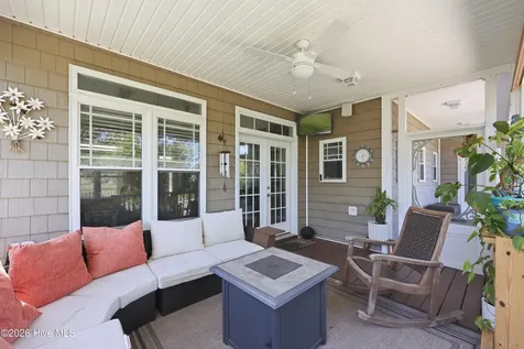 303 Duck Haven Swansboro NC 28584
