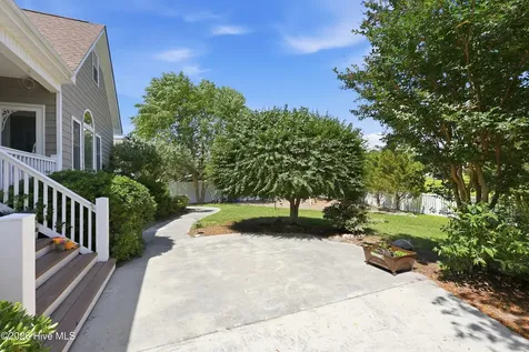 303 Duck Haven Swansboro NC 28584