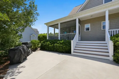 303 Duck Haven Swansboro NC 28584