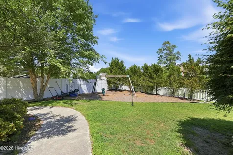 303 Duck Haven Swansboro NC 28584