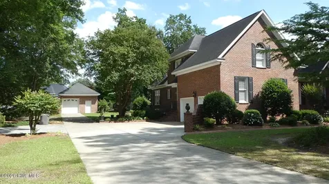202 Walnut Cove Drive Lumberton NC 28358