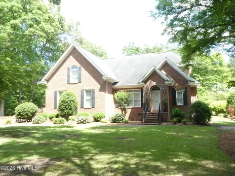 202 Walnut Cove Drive Lumberton NC 28358