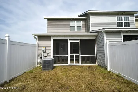 202 Lanieve Court Hubert NC 28539
