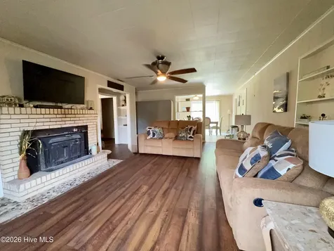 1716 Crescent Drive Elizabeth City NC 27909