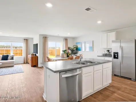 452 Driftwood Drive Richlands NC 28574