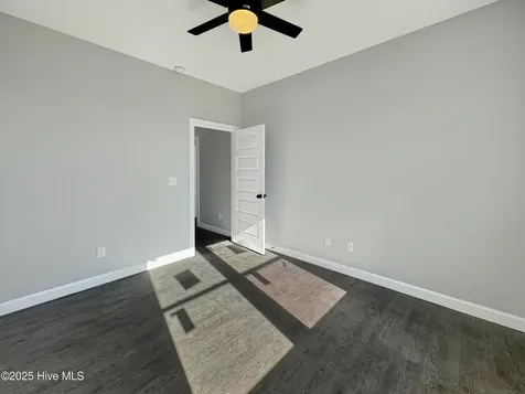 307 Spinnaker Street Elizabeth City NC 27909