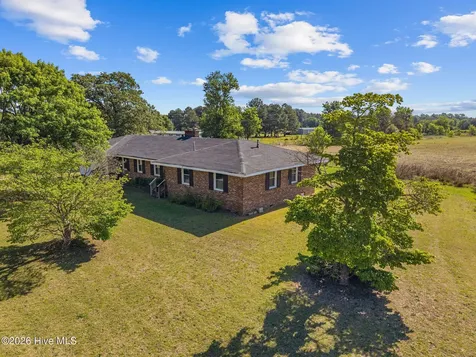 257 Plantation Drive Red Springs NC 28377