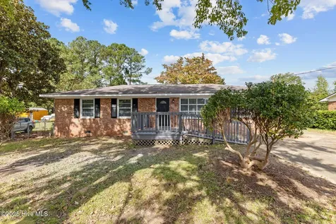 1102 Danbury Road Fayetteville NC 28311
