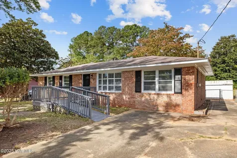 1102 Danbury Road Fayetteville NC 28311