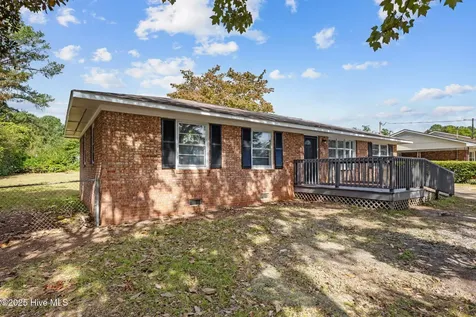 1102 Danbury Road Fayetteville NC 28311