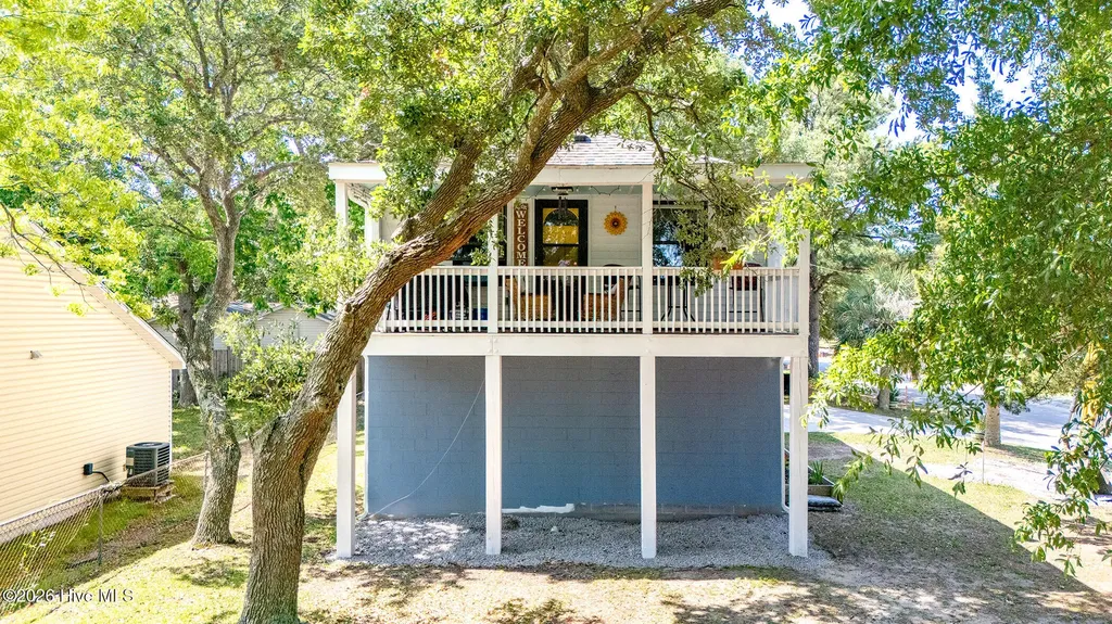 2313 Avery Street Morehead City NC 28557