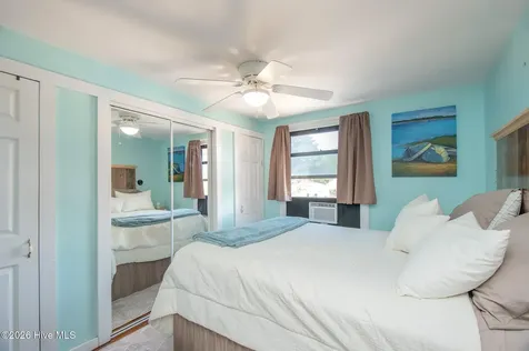 2313 Avery Street Morehead City NC 28557