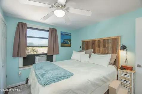2313 Avery Street Morehead City NC 28557