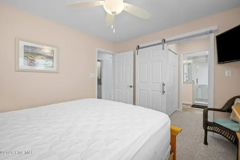 2809 Pier Pointe Drive Emerald Isle NC 28594