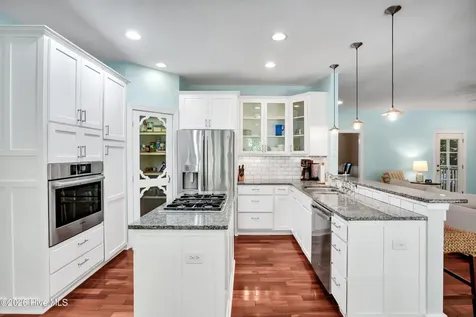 220 Shearwater Drive Hampstead NC 28443