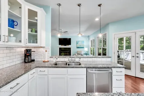 220 Shearwater Drive Hampstead NC 28443