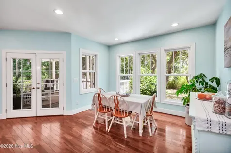 220 Shearwater Drive Hampstead NC 28443