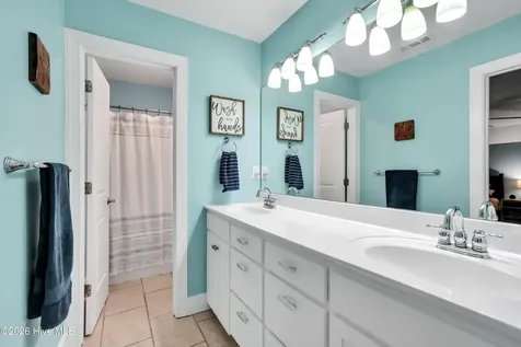 220 Shearwater Drive Hampstead NC 28443