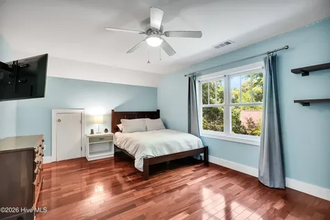 220 Shearwater Drive Hampstead NC 28443