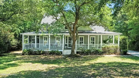 220 Shearwater Drive Hampstead NC 28443