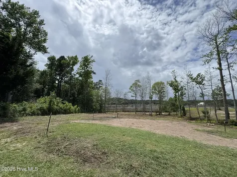 145 Misty Hollow Lane Sneads Ferry NC 28460