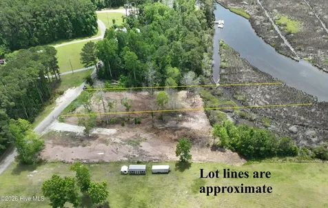145 Misty Hollow Lane Sneads Ferry NC 28460