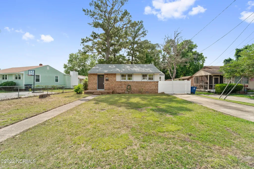 403 Nelson Drive Jacksonville NC 28540