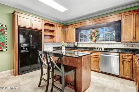 501 W Main Street Mount Olive NC 28365