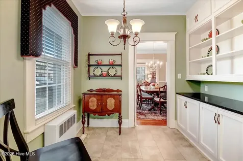 501 W Main Street Mount Olive NC 28365