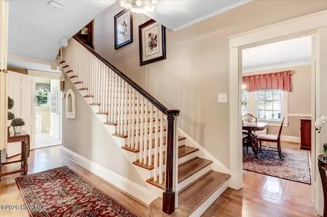 501 W Main Street Mount Olive NC 28365