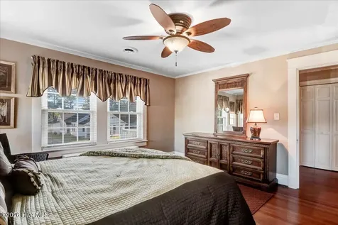 501 W Main Street Mount Olive NC 28365