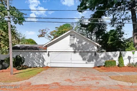501 W Main Street Mount Olive NC 28365