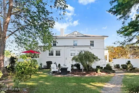 501 W Main Street Mount Olive NC 28365