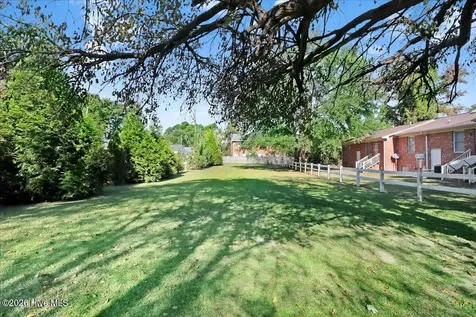 501 W Main Street Mount Olive NC 28365