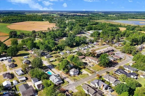 501 W Main Street Mount Olive NC 28365