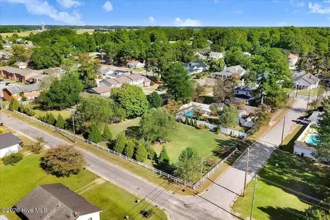 501 W Main Street Mount Olive NC 28365