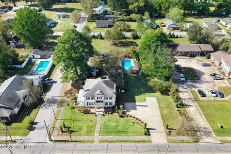 501 W Main Street Mount Olive NC 28365