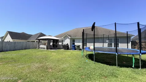 129 Regatta Way Sneads Ferry NC 28460