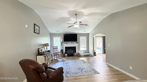 129 Regatta Way Sneads Ferry NC 28460